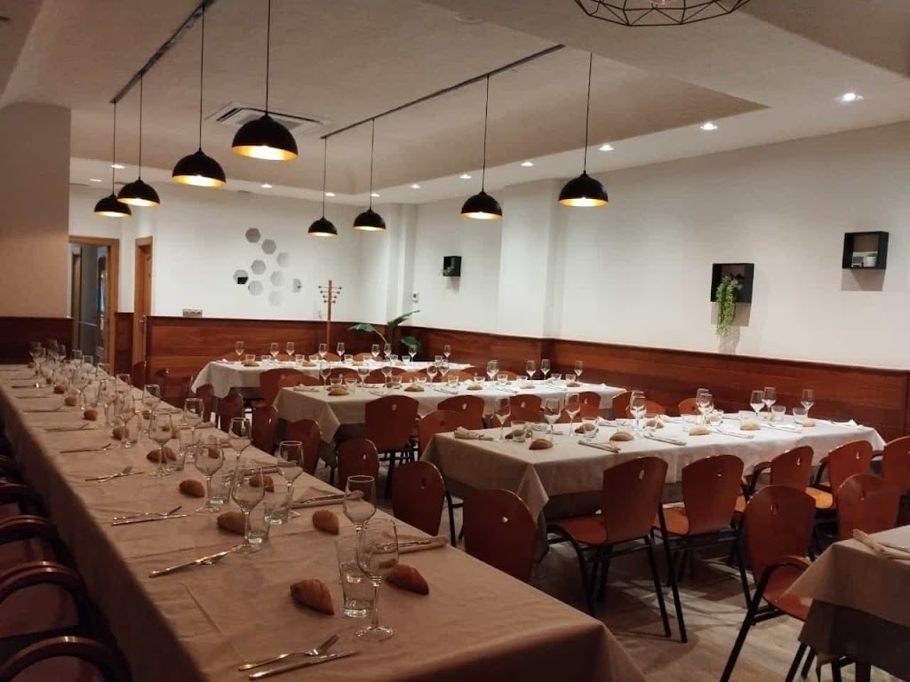 Restaurante Urkiola Gasteiz — Ambiente