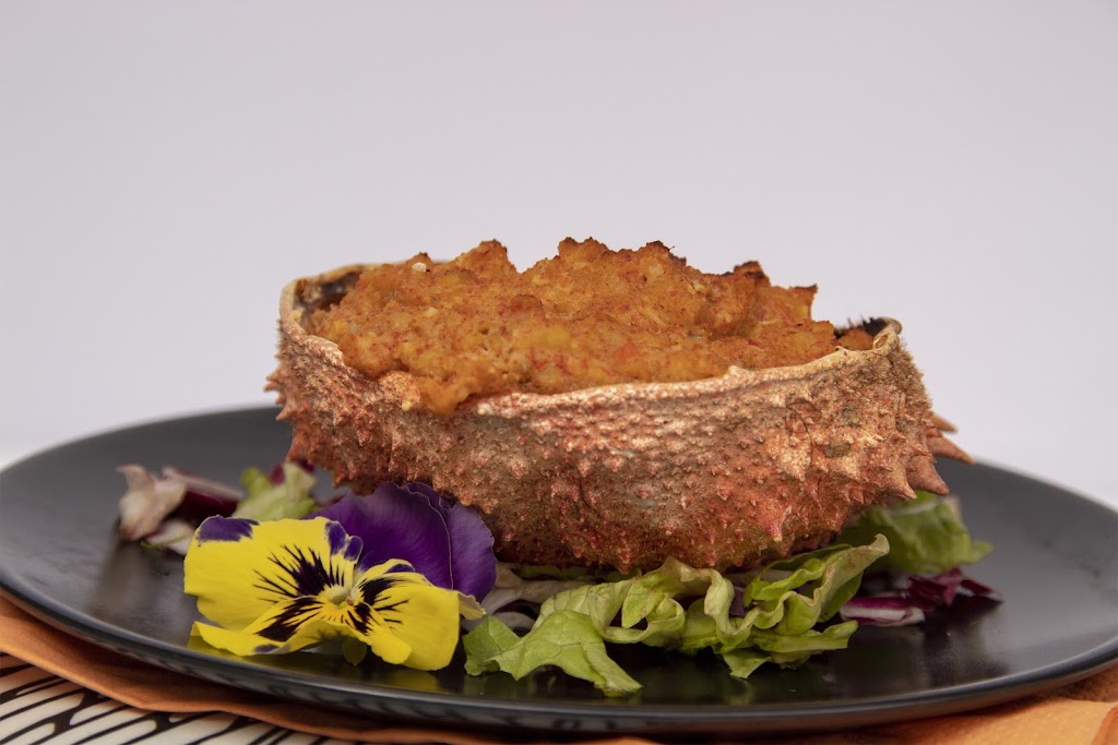 Restaurante Bodega Charolais — Comida y bebida