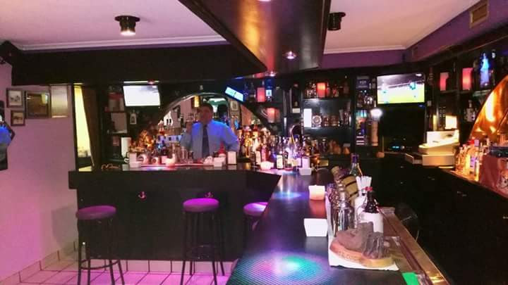 Bar Cuadros — Todas
