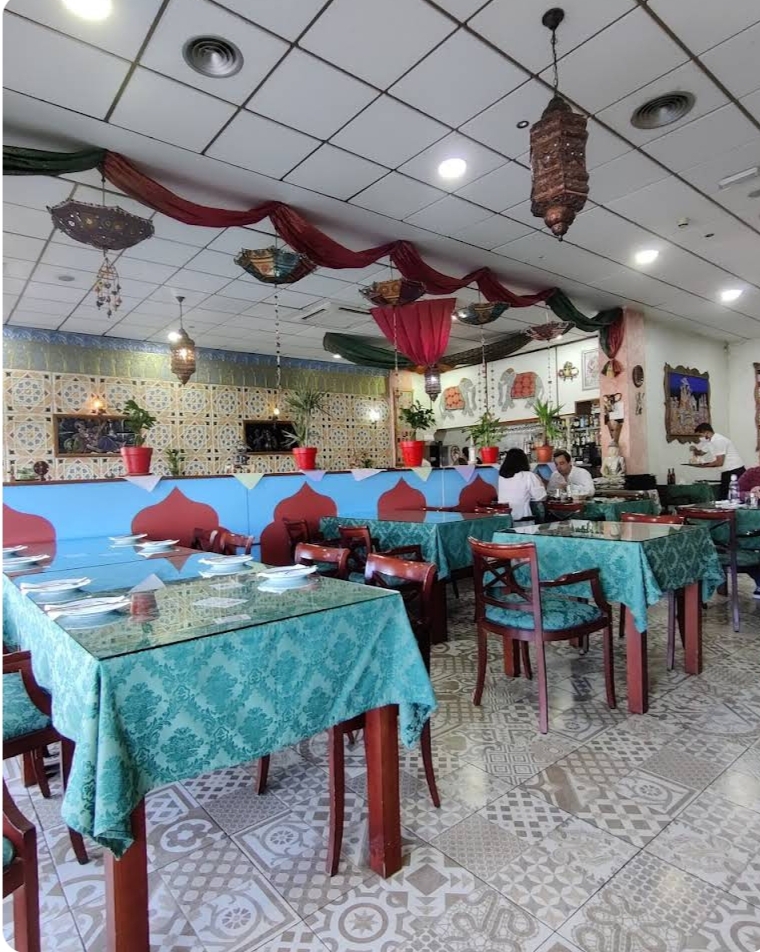 Taj Mahal Chiclana — Ambiente
