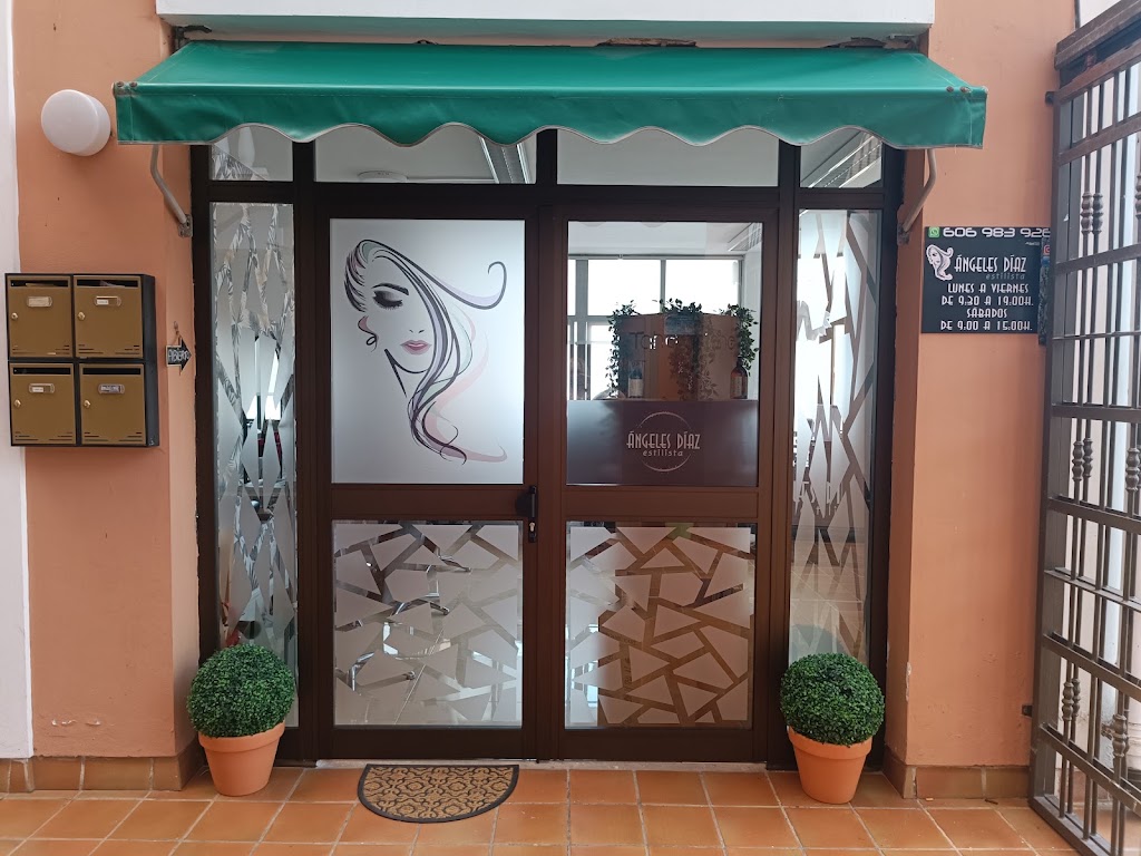Angeles Diaz Estilista — Exterior