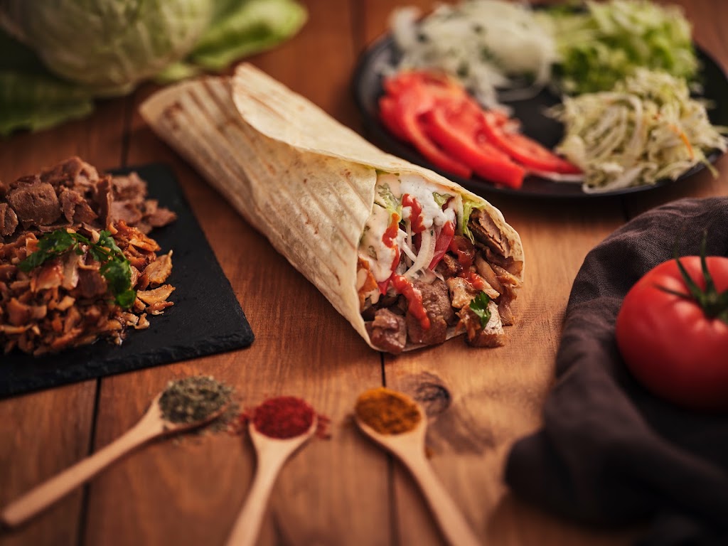 Restaurante Kebap Anatolia — Comida y bebida