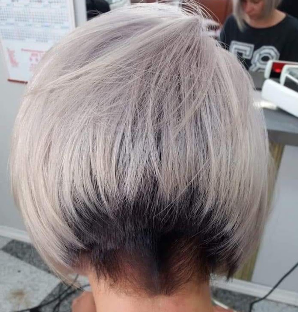 Henny Estilistas Salon de Belleza Unisex — Del propietario