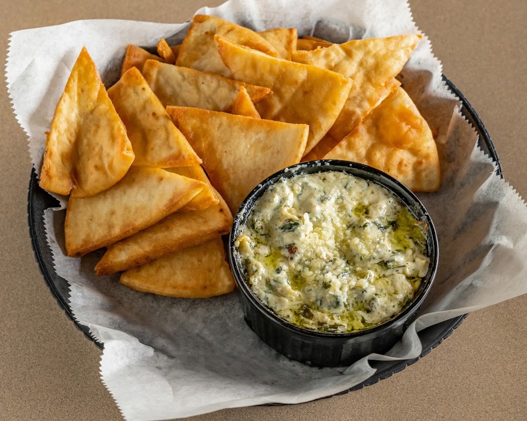  Hideaway Pub & Eatery