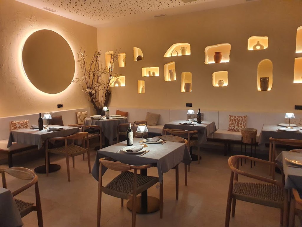LAS LLARES RESTAURANTE MAJADAHONDA — Ambiente