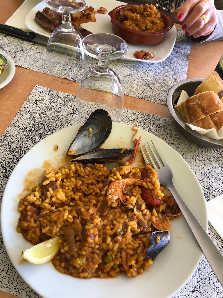 Granja Font del Ros — Comida y bebida