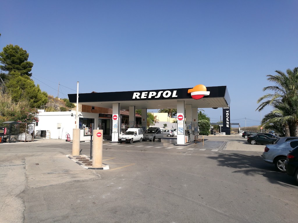 E.S.MONTAHUD — Surtidor de combustible