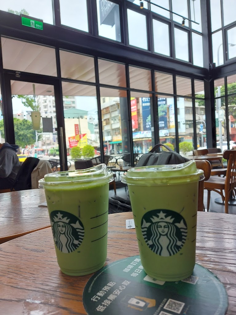 STARBUCKS 星巴克 (黎明福科門市) 的照片