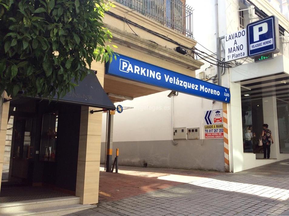 Parking Velazquez Moreno 19 — Del propietario