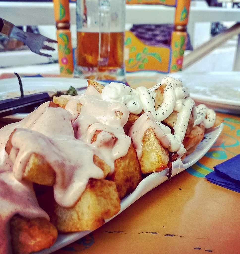Las Brasas Flamenco Bar — Comida y bebida