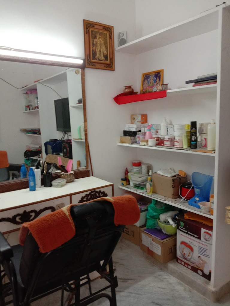 Srinidhi Beauty Parlour