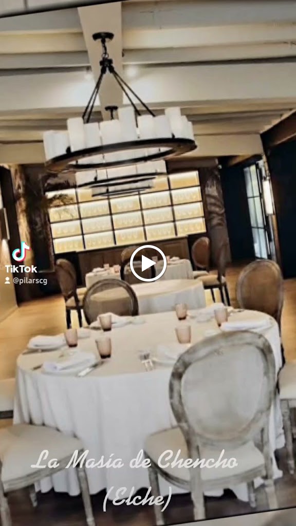 Restaurante La Masia de Chencho — Videos