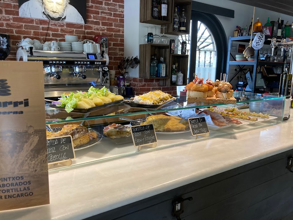 HARRI TABERNA Algorta — Comida y bebida