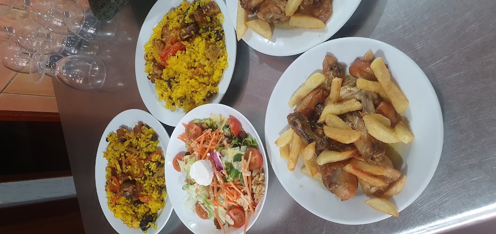 Bar Morales — Comida y bebida