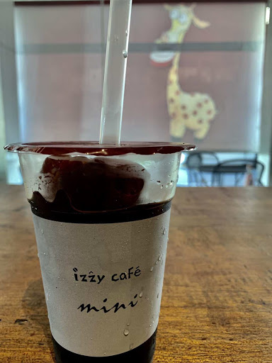 Mini Izzy cafe 小東店 的照片
