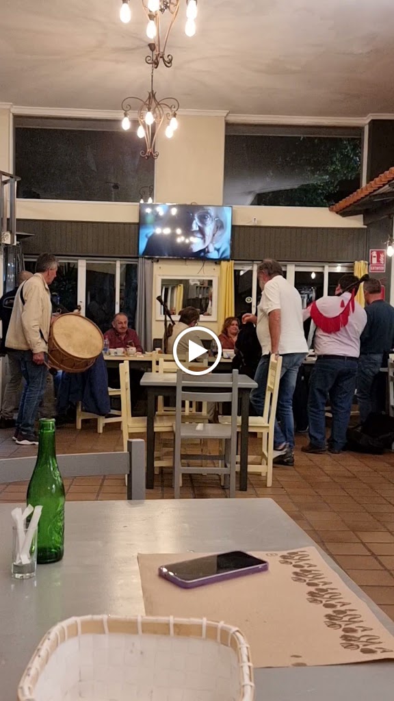 Caamano Pulperia Boiro (Alexdaga S.C.) — Videos