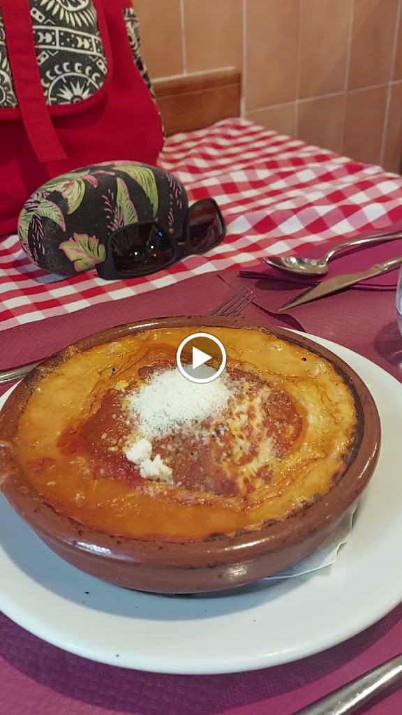 Restaurante Pizzeria La Pergola — Videos