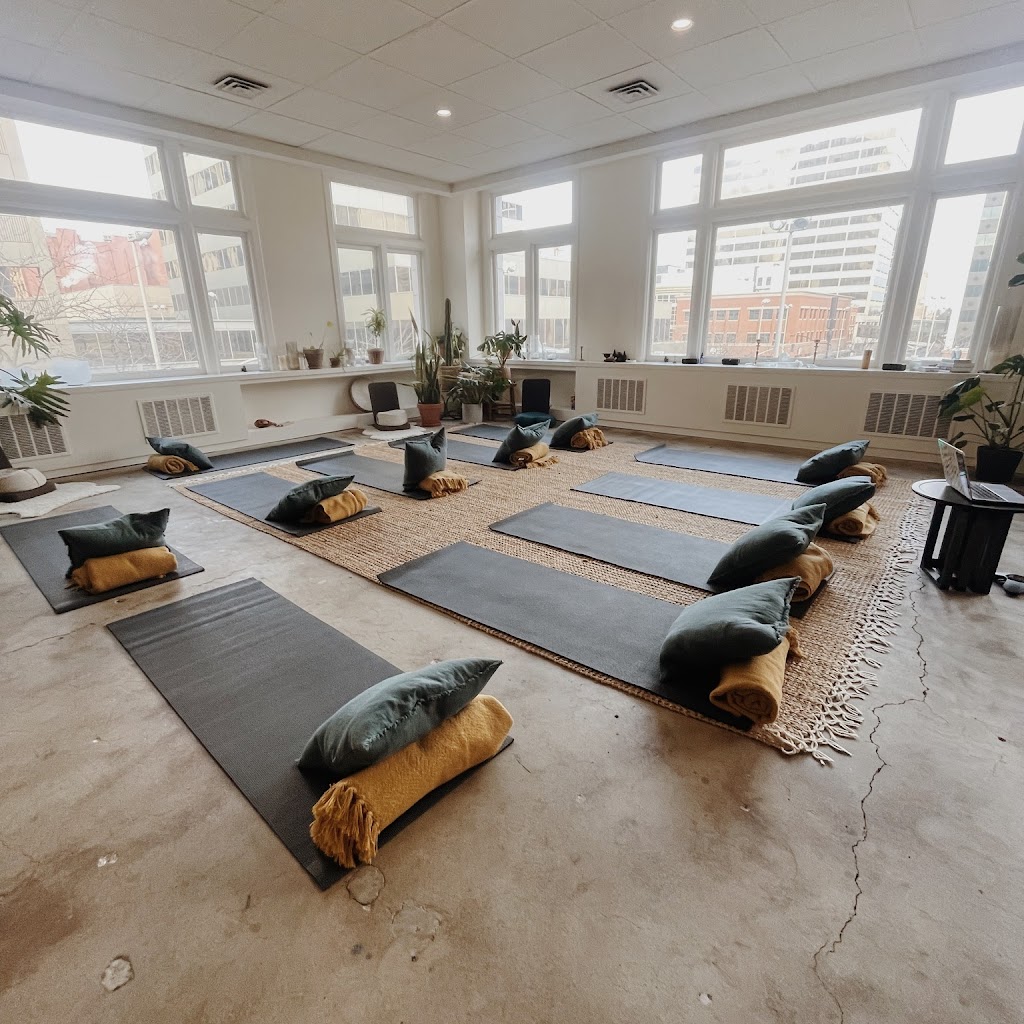  WildRoot Stretch & Wellness