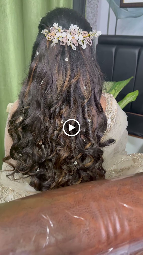 Pallvi Chhabra Makeup Studio And Academy Free Lancing Is Also Available