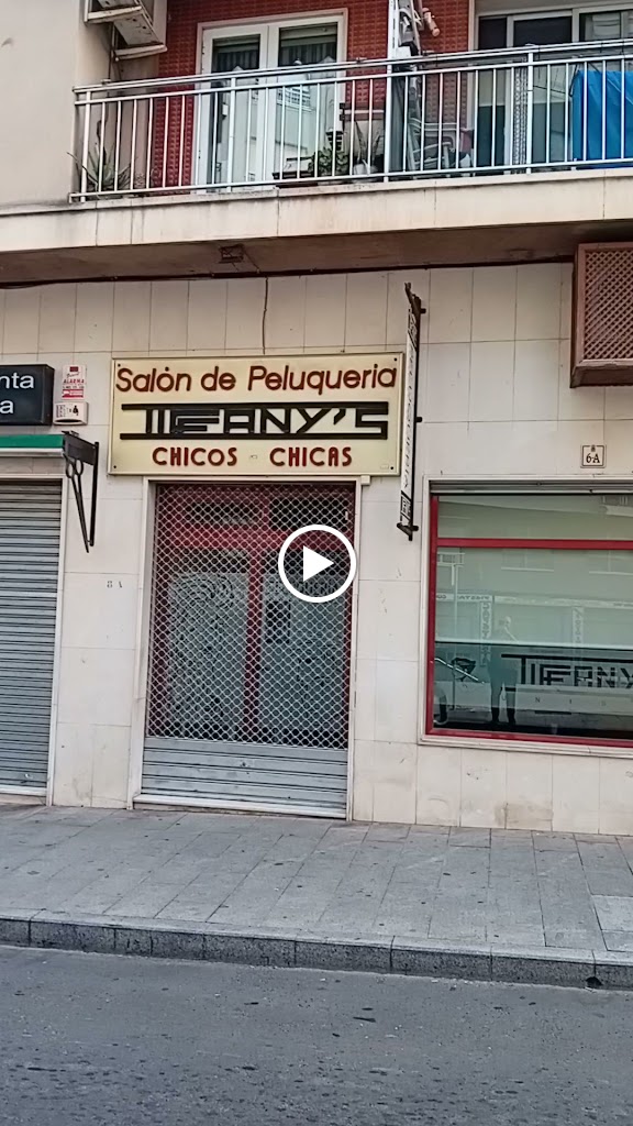 Tiffany'S Peluqueria — Exterior