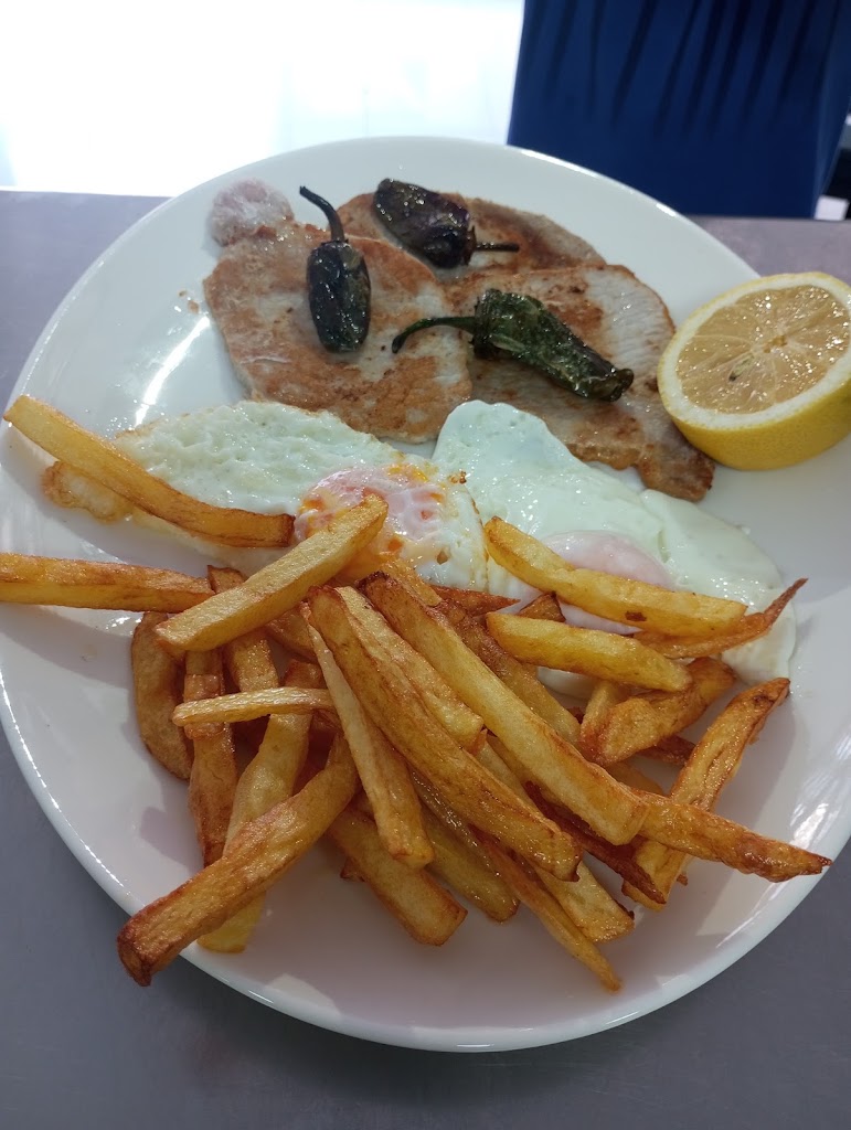 Taperia el tiblichy — Comida y bebida