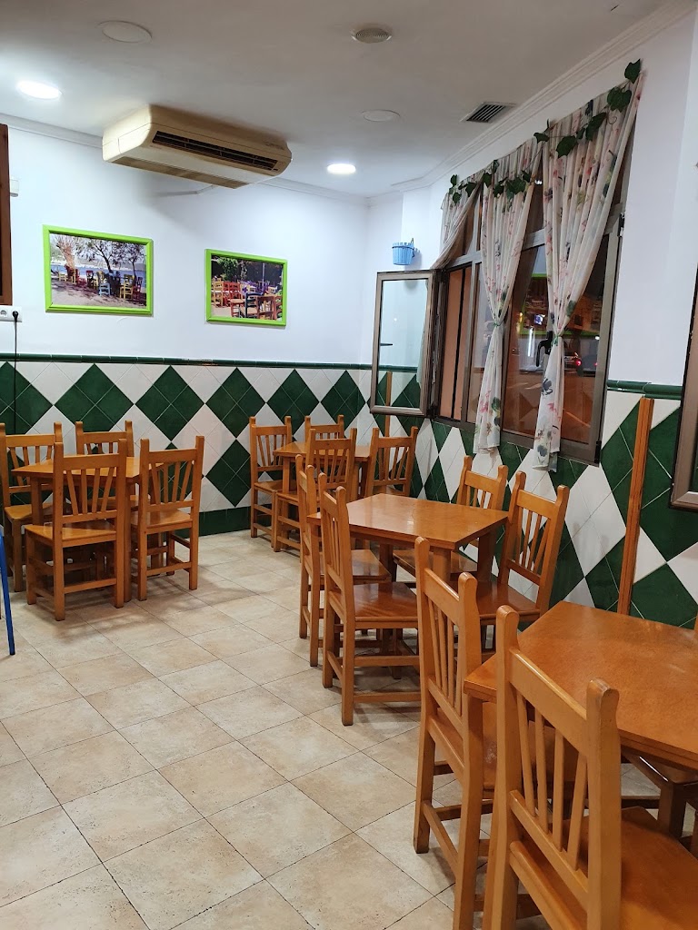 Bernardo - Cafe Bar — Ambiente