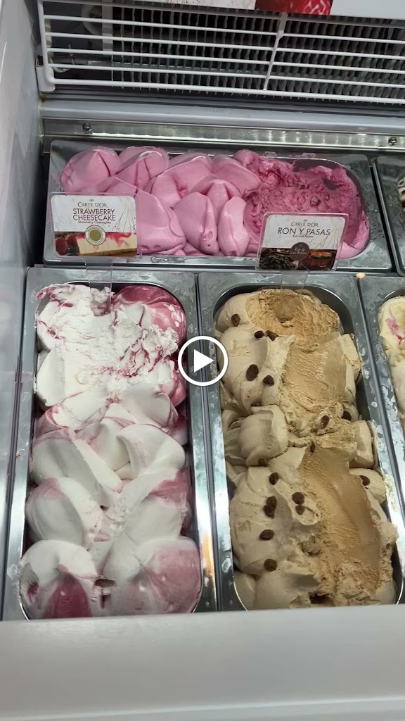 Cafune Bar and Lounge — Videos
