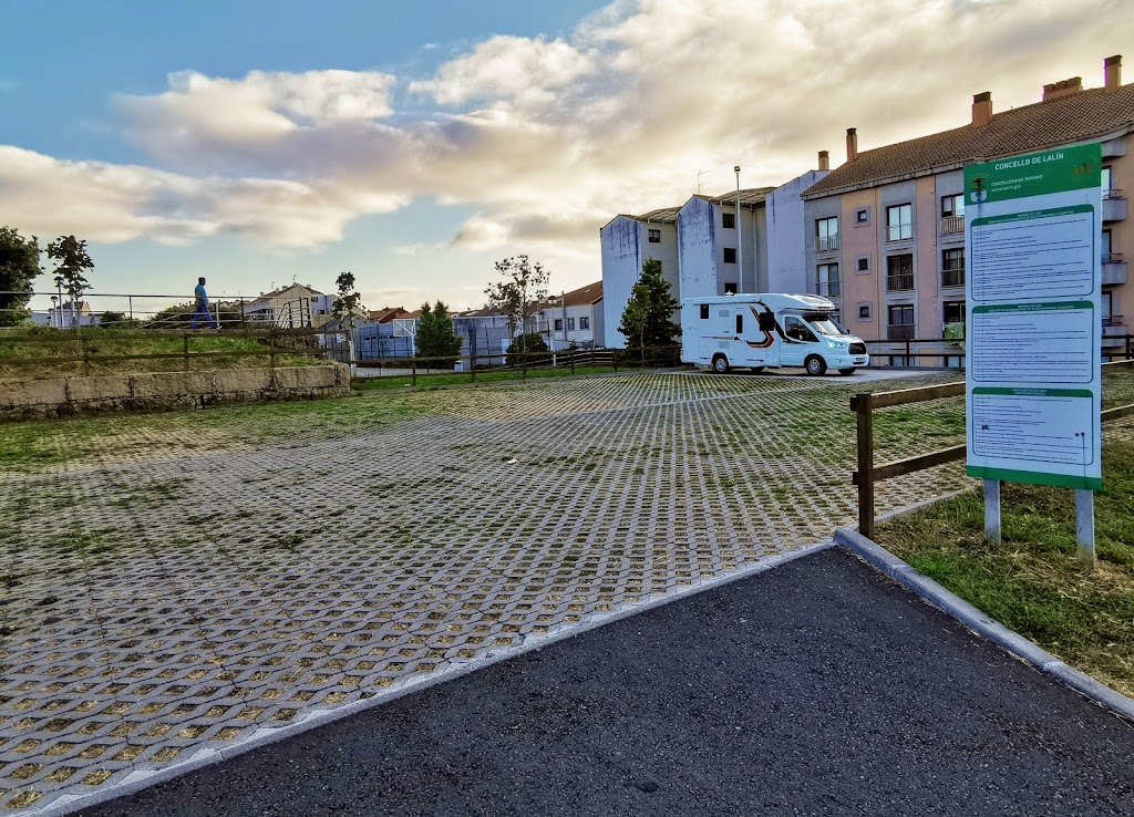 Area de autocaravanas de Lalin