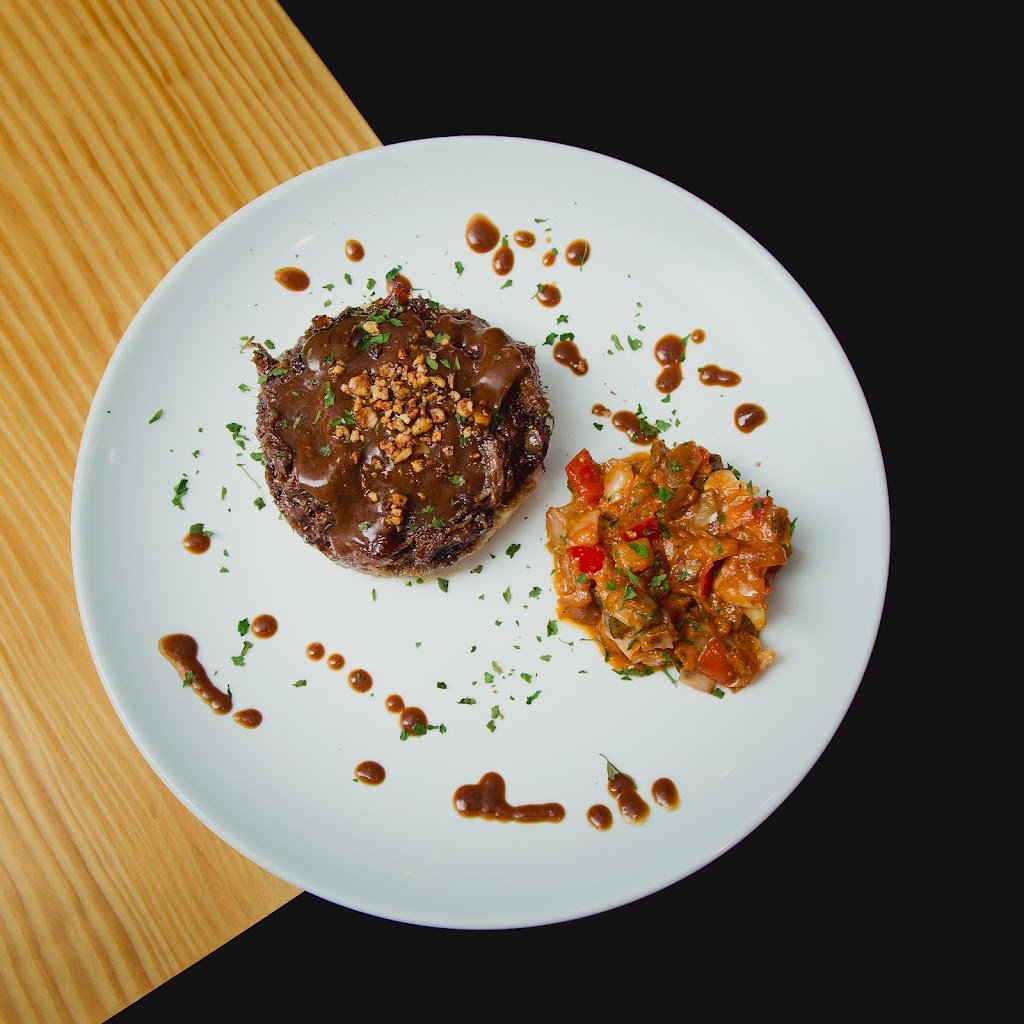 Los Abuelos Abaceria — Comida y bebida