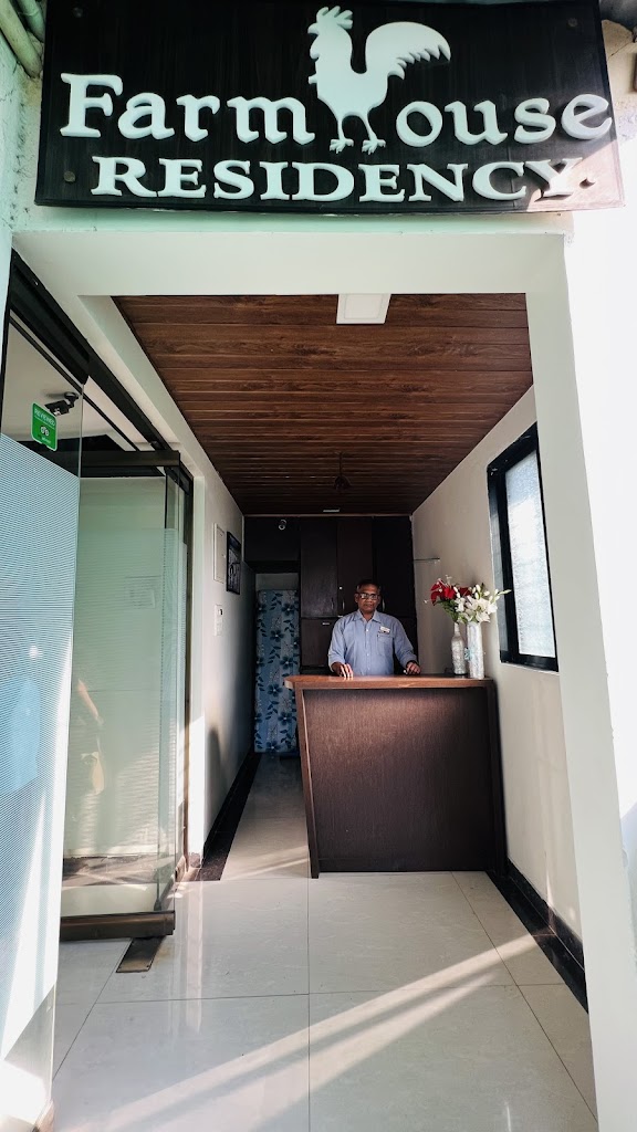 Farmhouse Garden Restaurant Residency