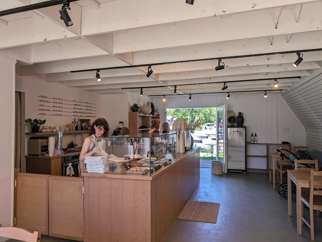 Jean & Joy Café