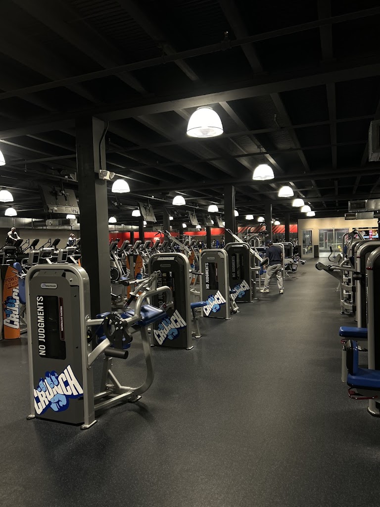 Crunch Fitness - Roosevelt