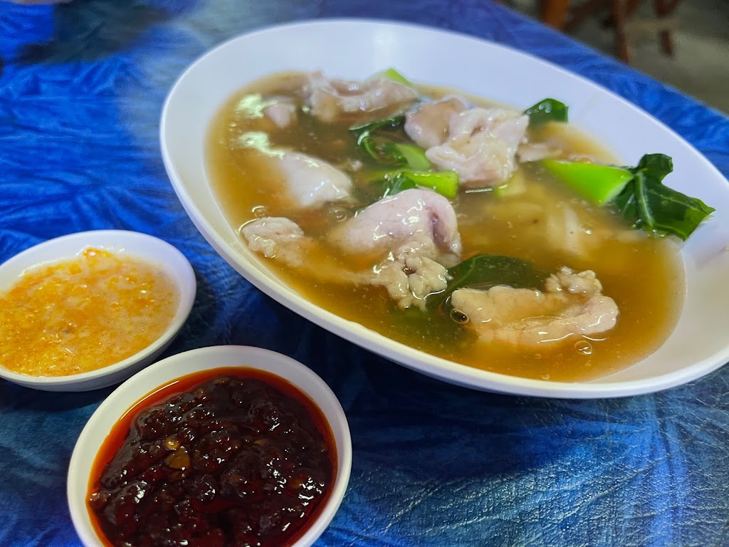 พัฒน์ราดหน้าหมูนุ่ม (เหลาริมทาง)의 사진