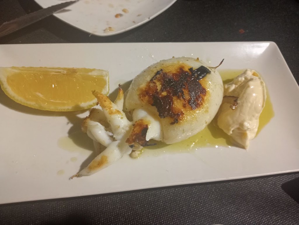 Gastro bar Nos nos — Comida y bebida