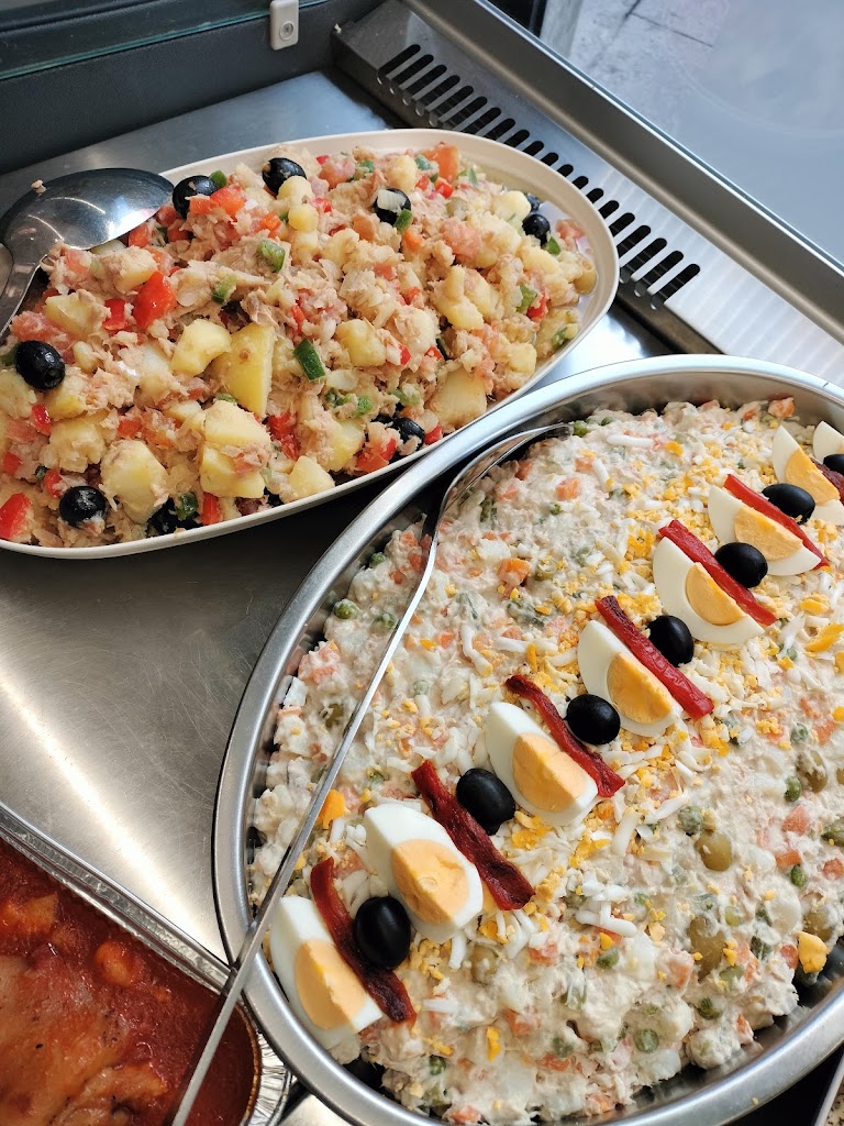 Rostisseria Del Barrio 2 — Comida y bebida