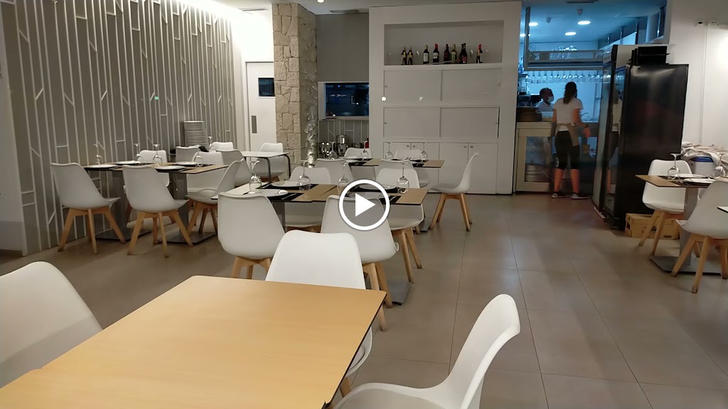 RESTAURANTE REEF — Videos
