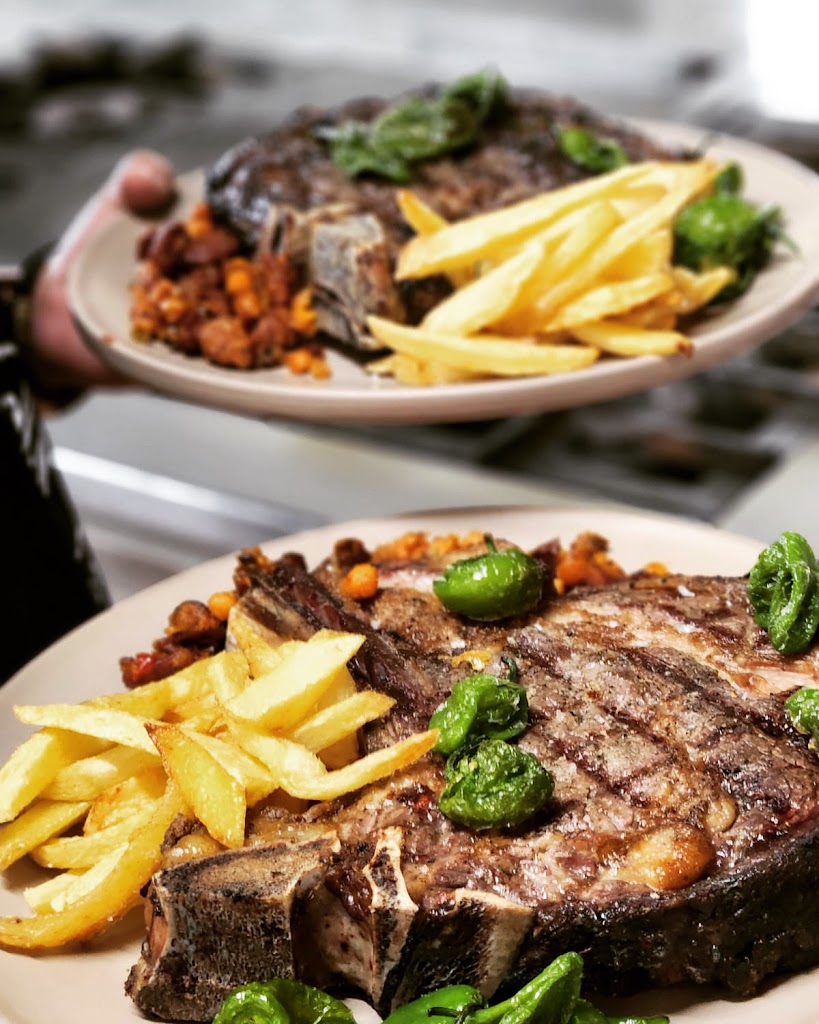Restaurant Sant Marc — Comida y bebida