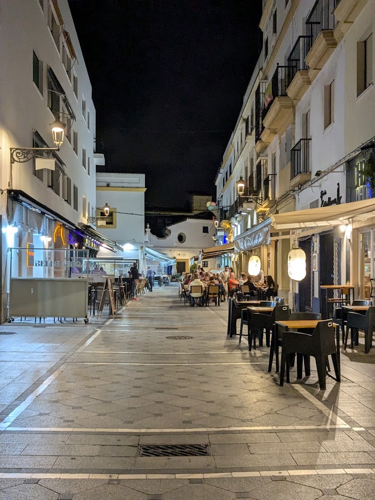 Calle Misericordia, 2 Garage