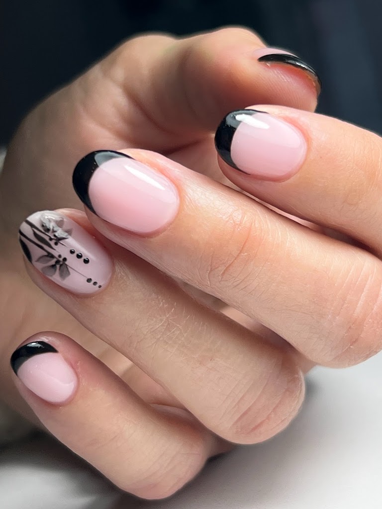 Elegance by midanota_nails