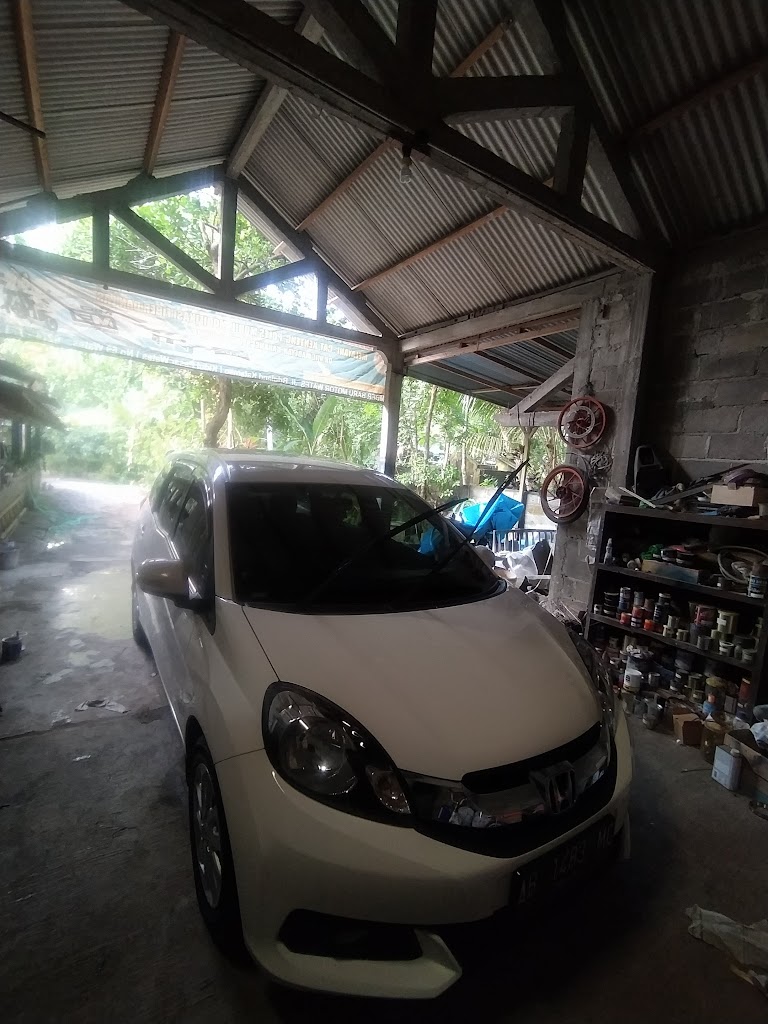 Naya Auto Body (Bengkel Body Mobil)