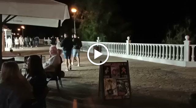Elvis Bar — Ambiente