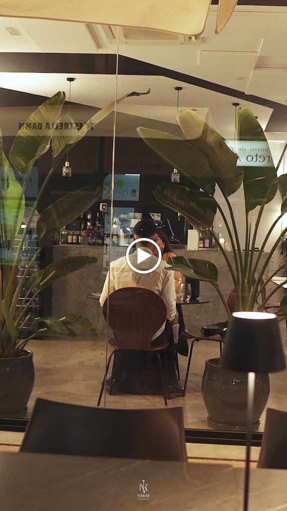 Nakar Restaurante — Videos