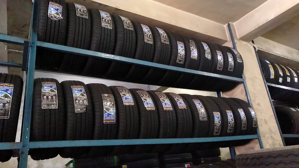 Eka Sakti Motor Oli dan Ban Mobil