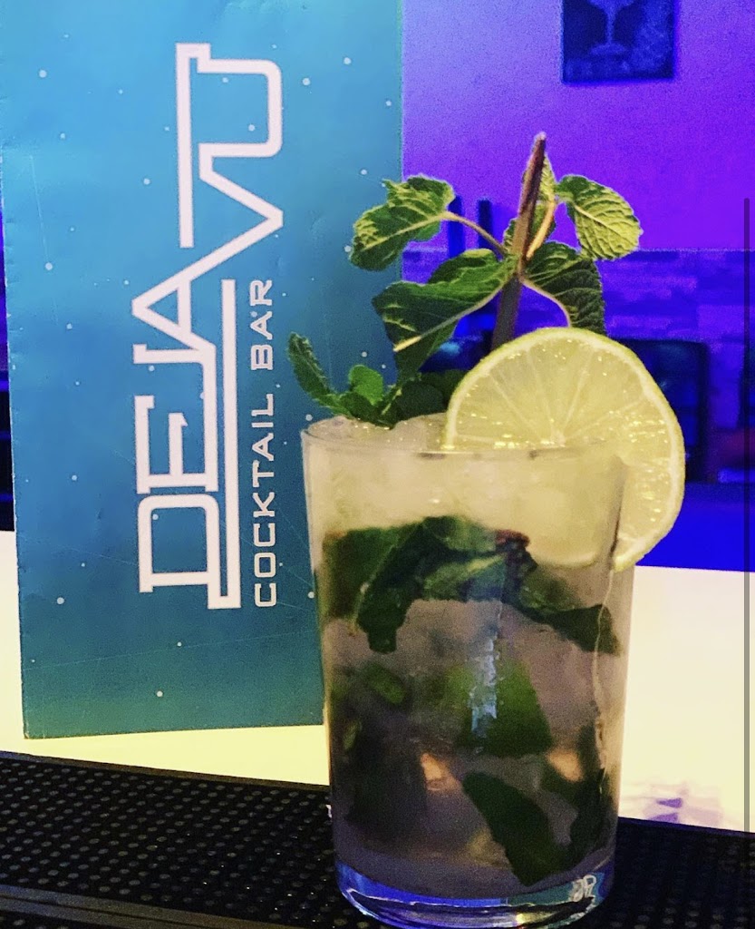Cafeteria DeJa Vu — Comida y bebida