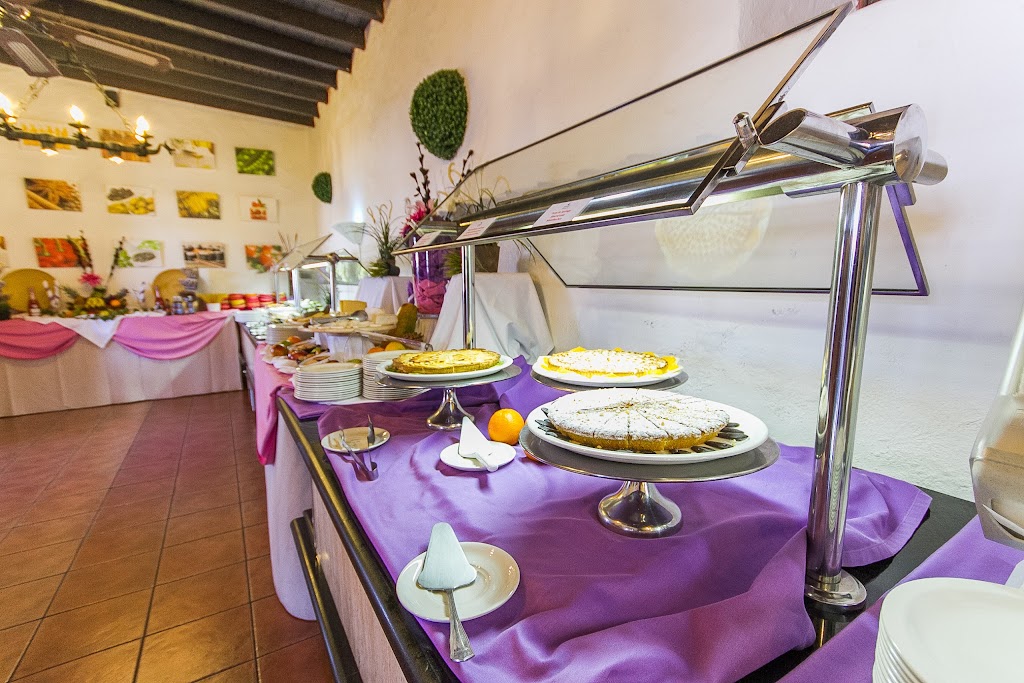 Restaurant La Hacienda — Comida y bebida