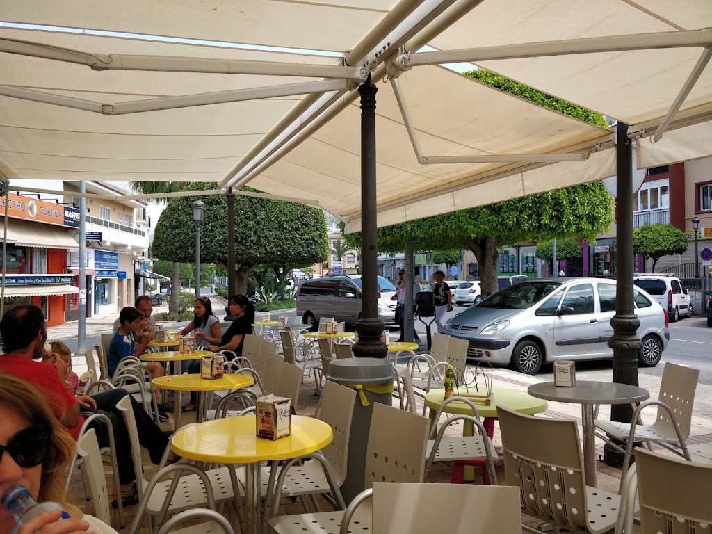 Kalua Helados Reyes Catolicos — Ambiente