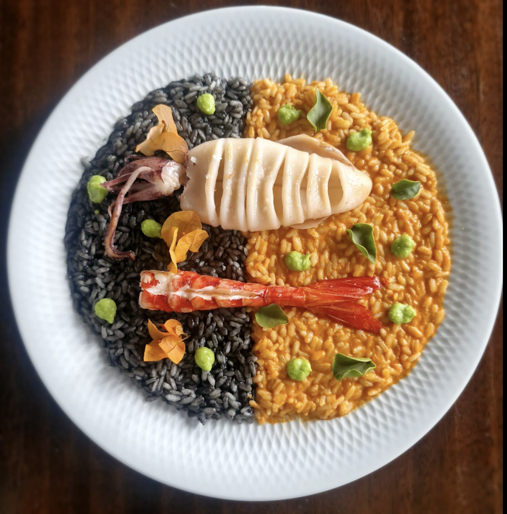 La Forgia restaurant (solos adultos) — Comida y bebida