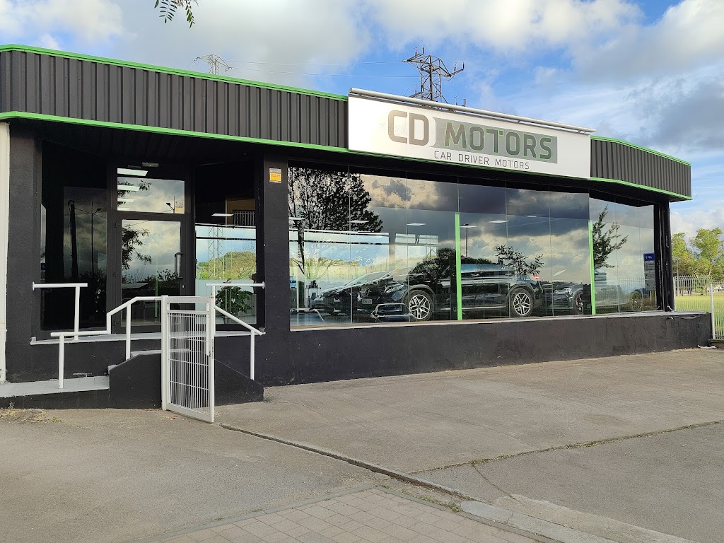 CD MOTORS — Exterior