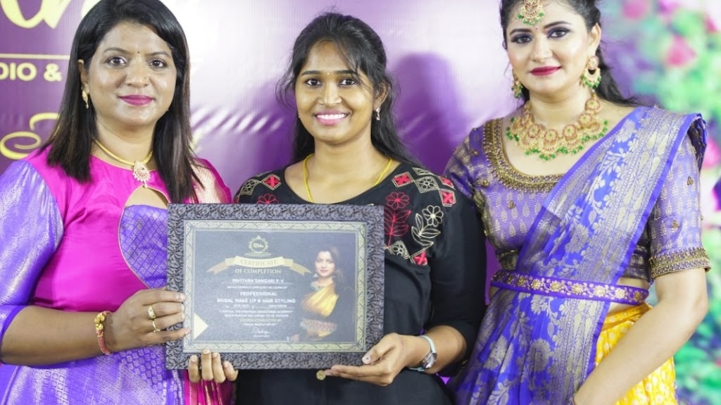 Tiruchengode Make Up Artist Pavithra Makeup Academy