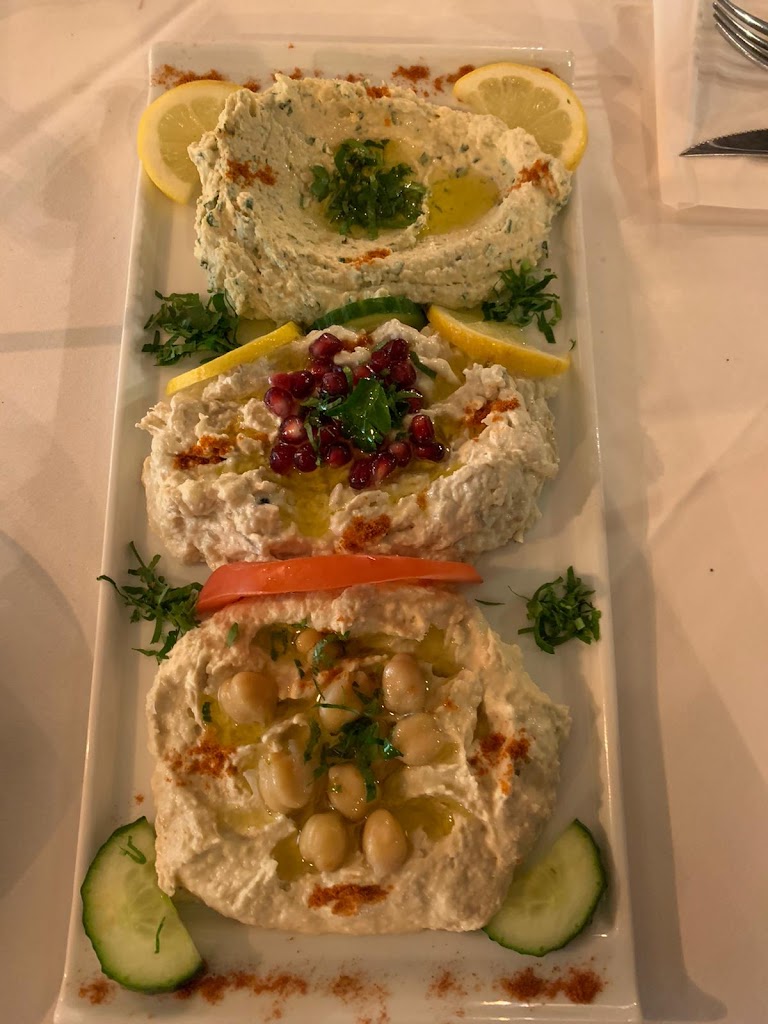 Restaurante Casa beirut — Comida y bebida